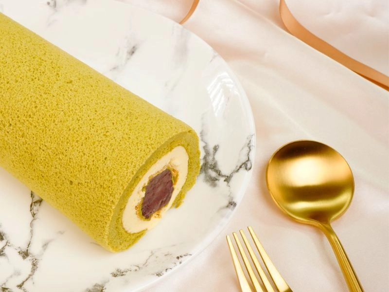 抹茶雙色紅豆米蛋糕捲 